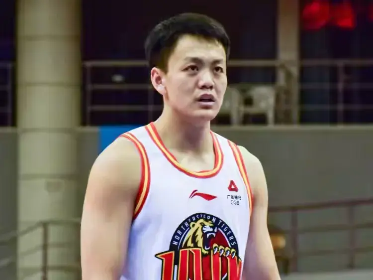 姜宇星加盟, 冠是辽宁 姜宇星加盟, 冠是辽宁