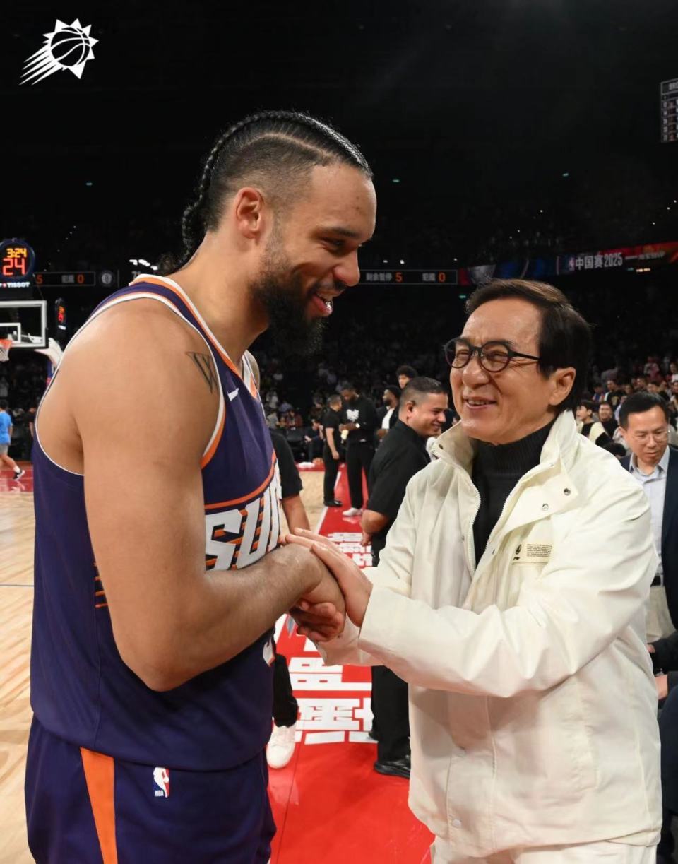 代表人物, 在姚明面前 代表人物, 在姚明面前