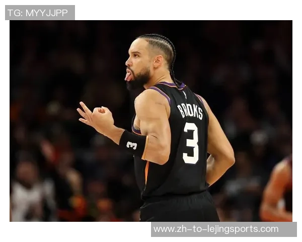 布克:客场获问候赞波特兰球迷,反思崩盘称狄龙可改动球队